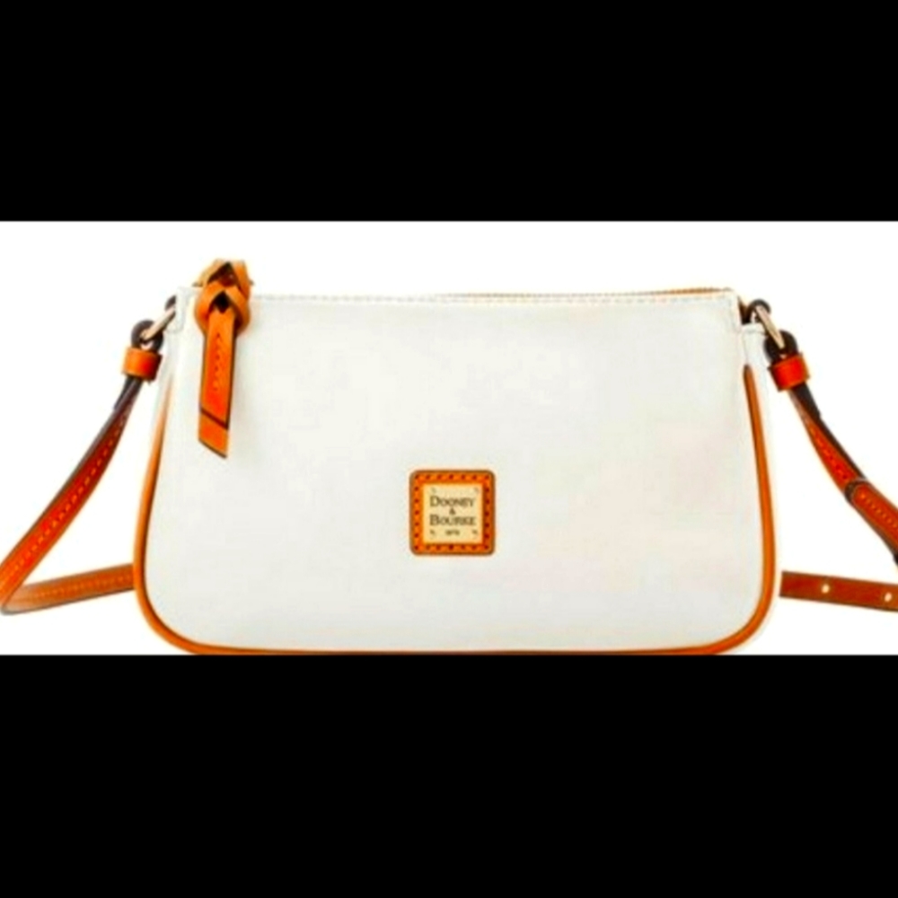 ⭕ SOLD ⭕Dooney & Bourke Leather Lexi Crossbody NWT